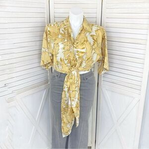 H&M Abstract Leaf Print Tie Front Crop Blouse Tan Cream Large Half Sleeve